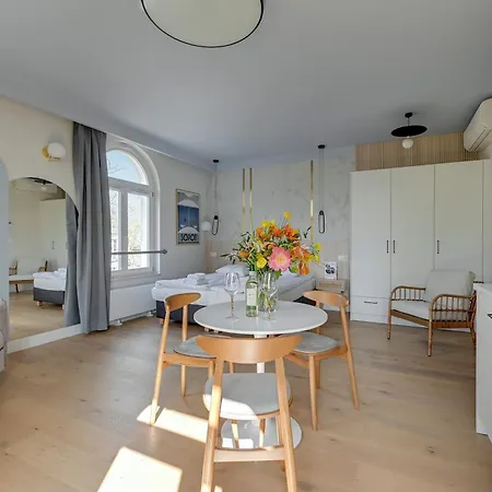 Hotel apartamentowy White Dune By Dom & House