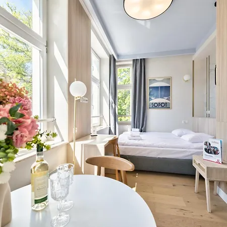 Hotel apartamentowy White Dune By Dom & House 3*