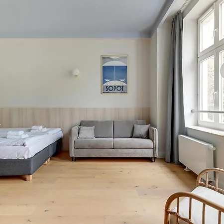 Hotel apartamentowy White Dune By Dom & House